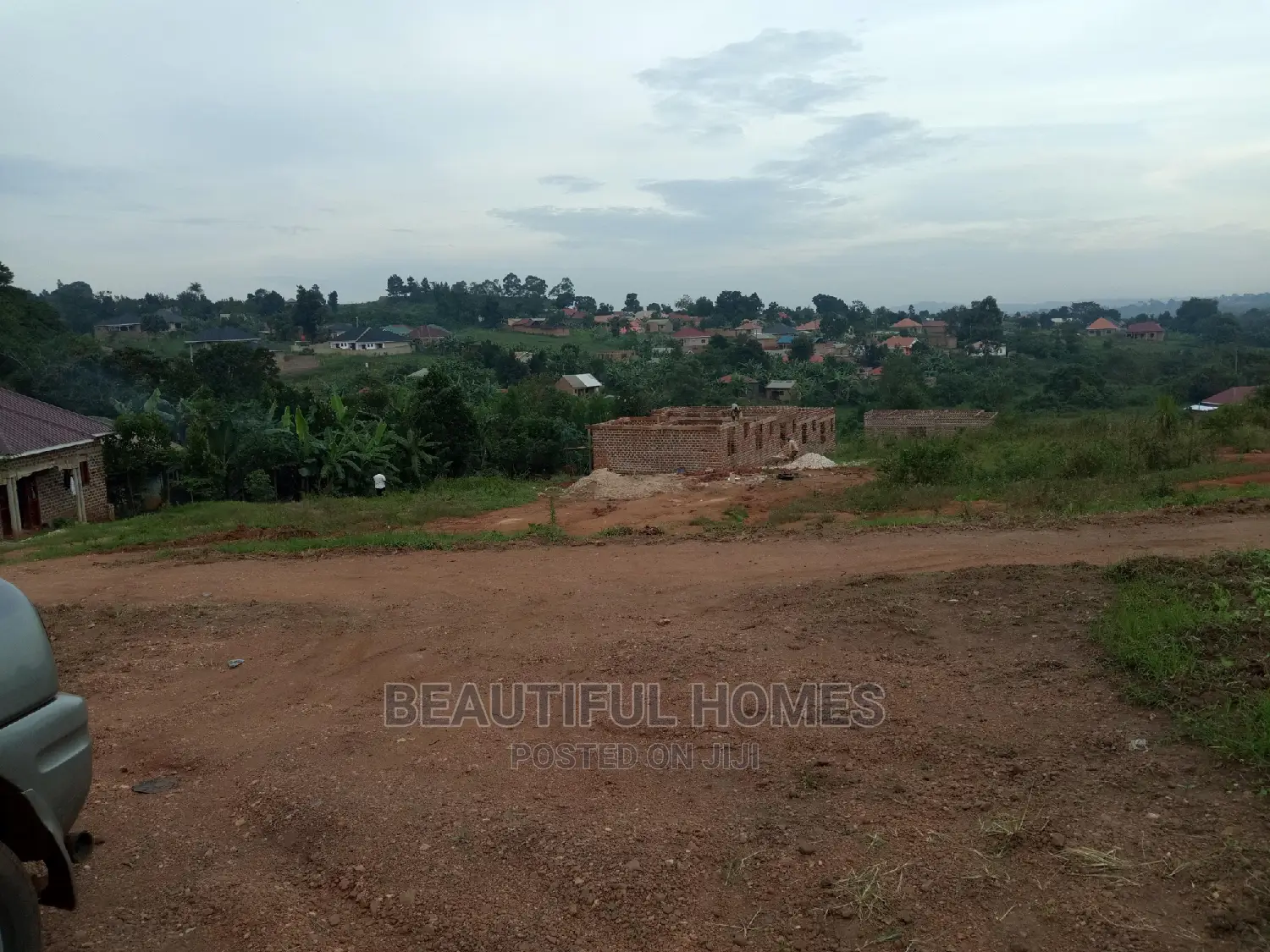 Residential 100*100 in Nakwero on Sell in Kampala