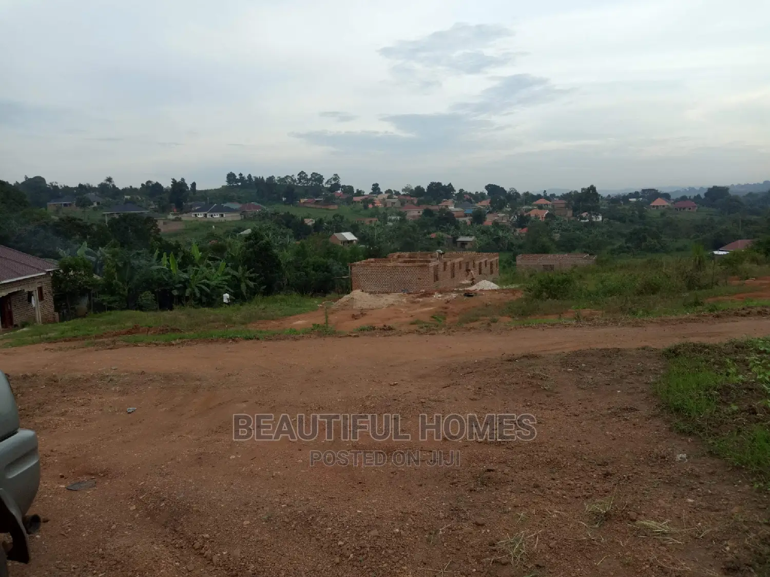 Residential 100*100 in Nakwero on Sell in Kampala