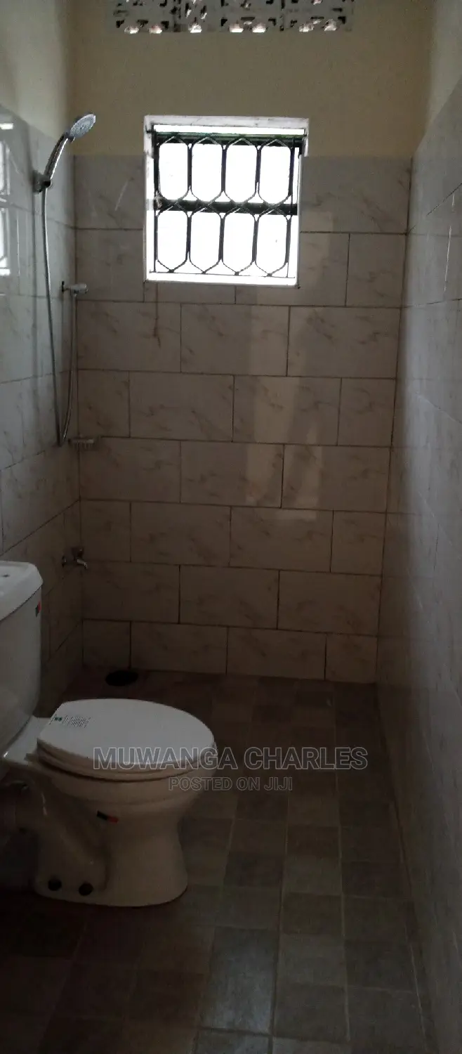 5bdrm House in Fs Properties Ltd, Kampala for Rent in Kampala