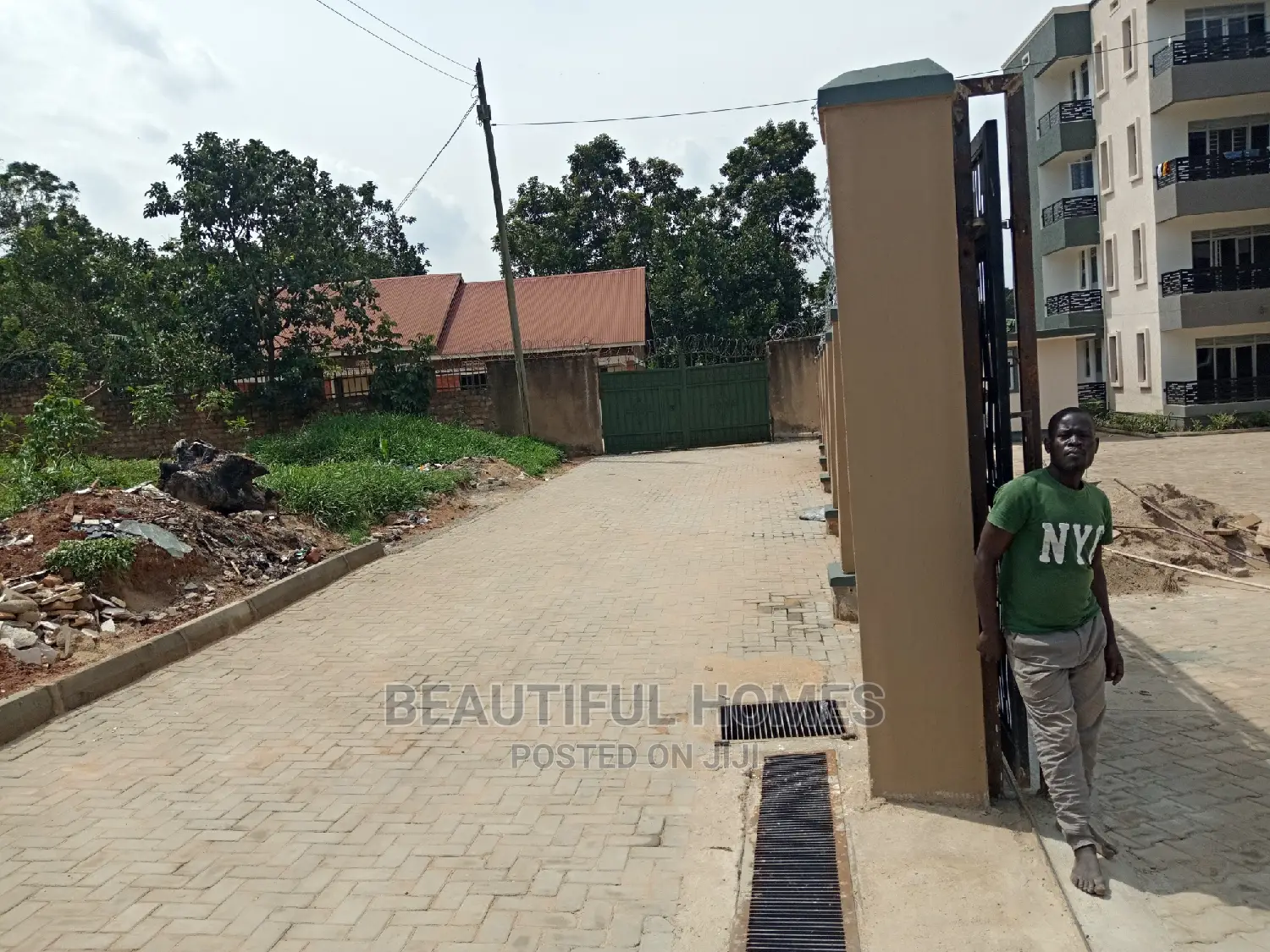 Furnished 2bdrm Apartment in Bukoto, Kampala for Sale in Kampala