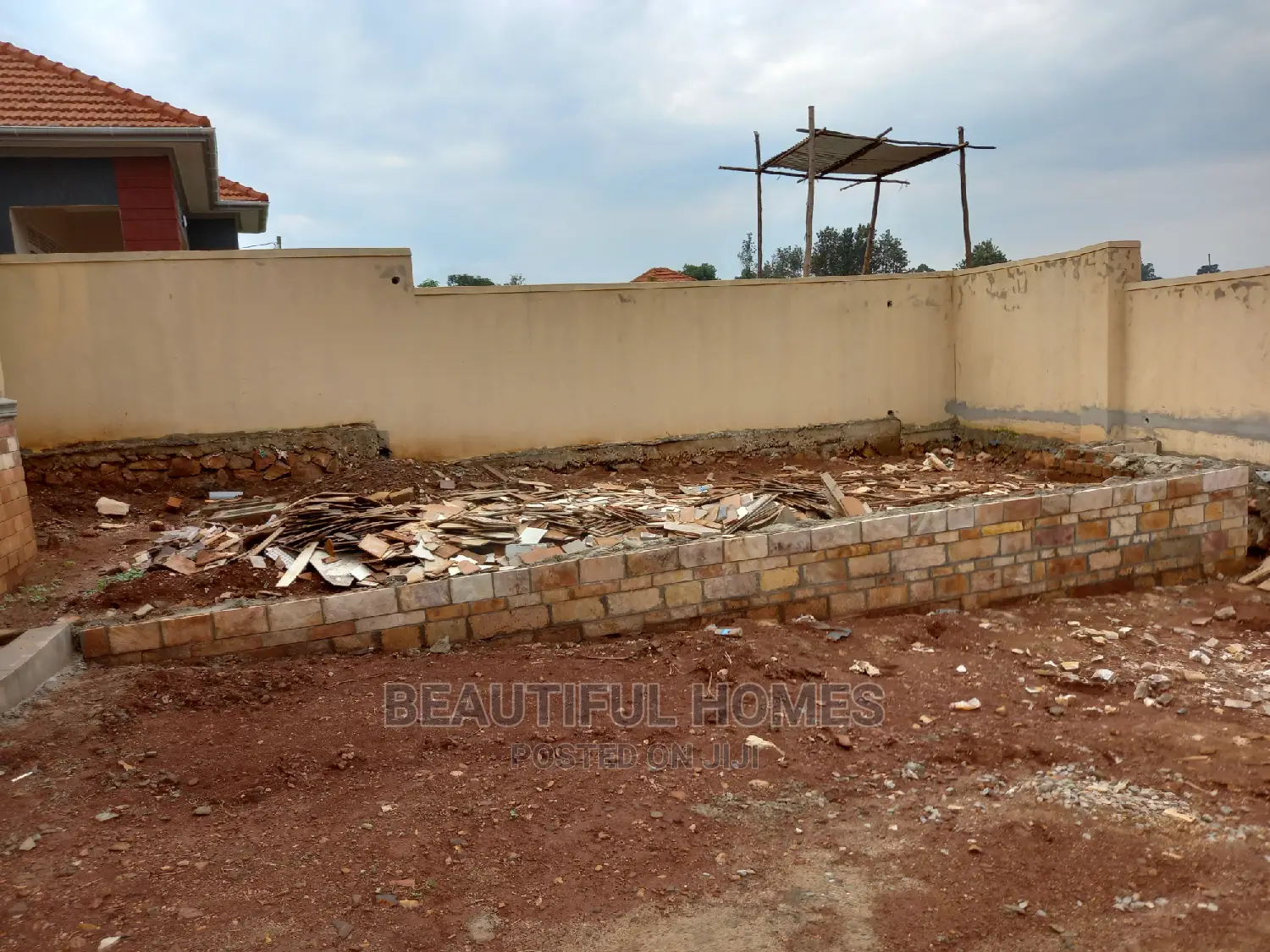 Kira Kimwani Two Plots on Sell in Kira