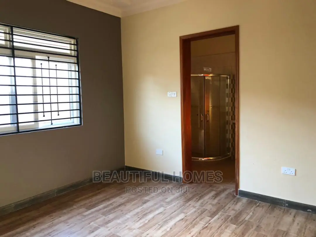 Furnished 4bdrm House in Kira for Sale in Kira