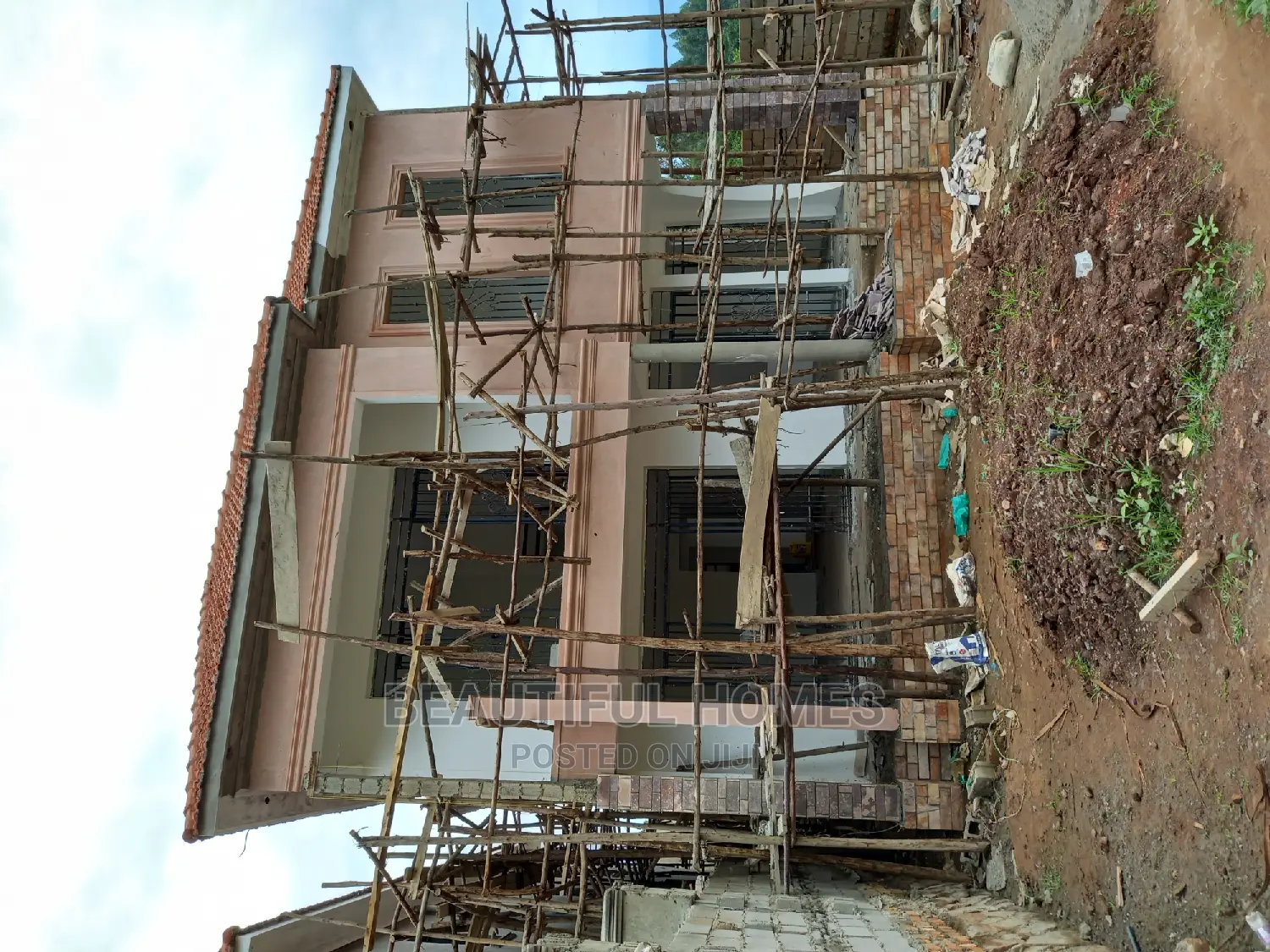 Furnished 5bdrm House in Kira for Sale in Kira