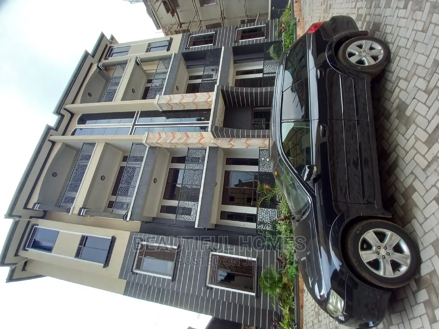 Furnished 2bdrm Apartment in Kisaasi, Central Division for Sale in Central Division