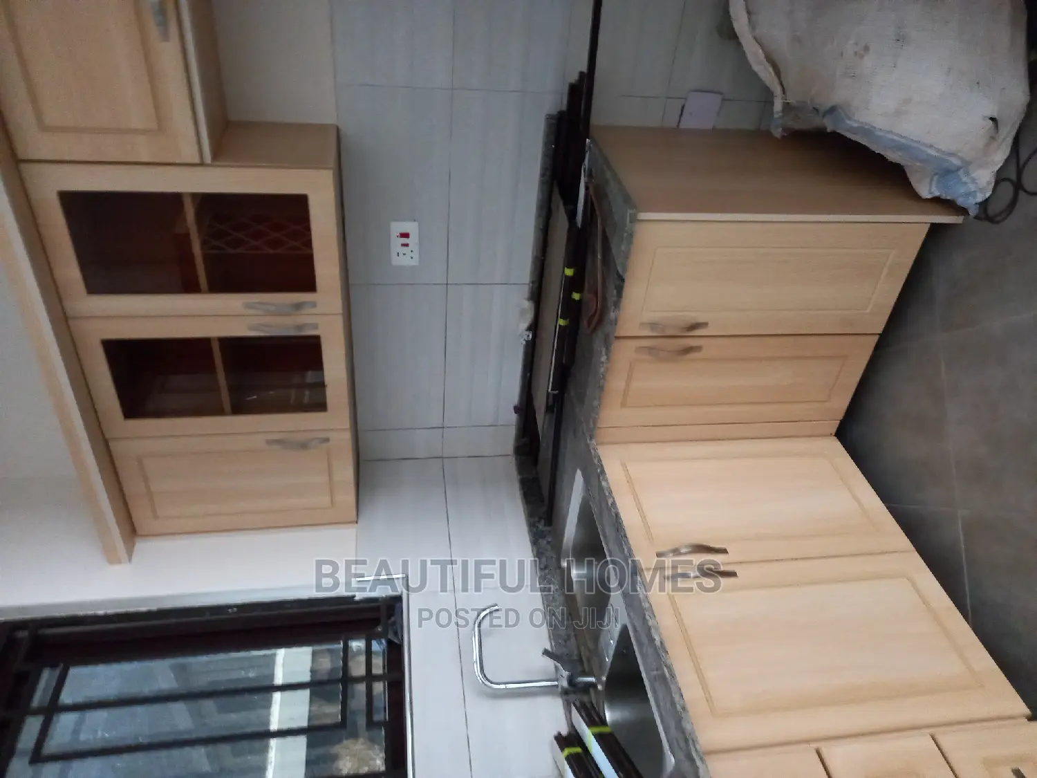 Furnished 2bdrm Apartment in Kisaasi, Central Division for Sale in Central Division