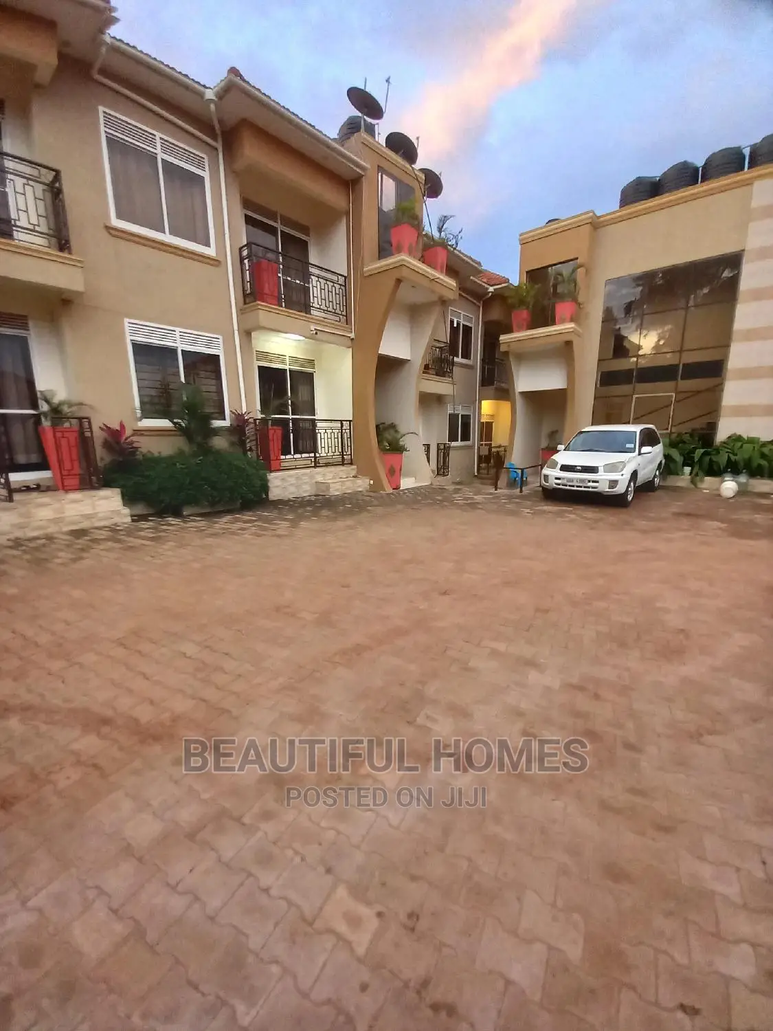 Furnished 2bdrm Apartment in Kisaasi, Central Division for Sale in Central Division