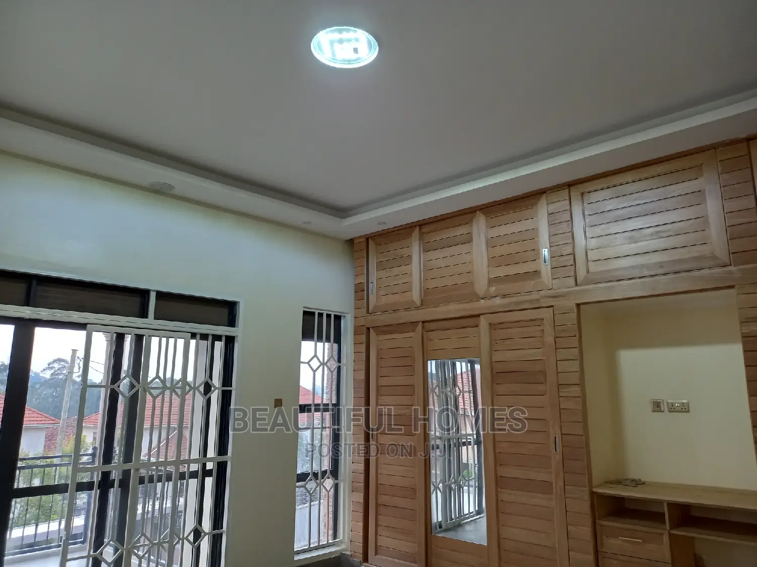 Furnished 4bdrm House in Kira for Sale in Kira