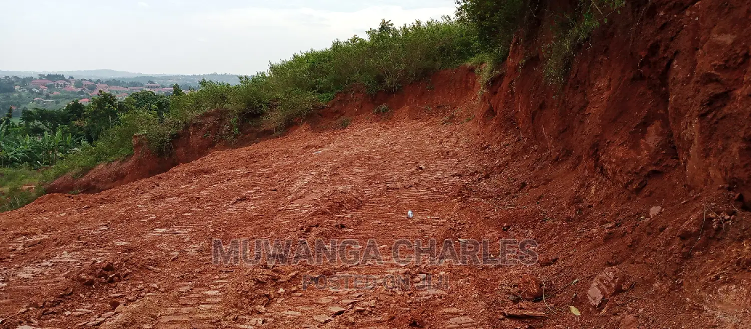 Plot Is for Sale in Gayaza Hill in Kampala
