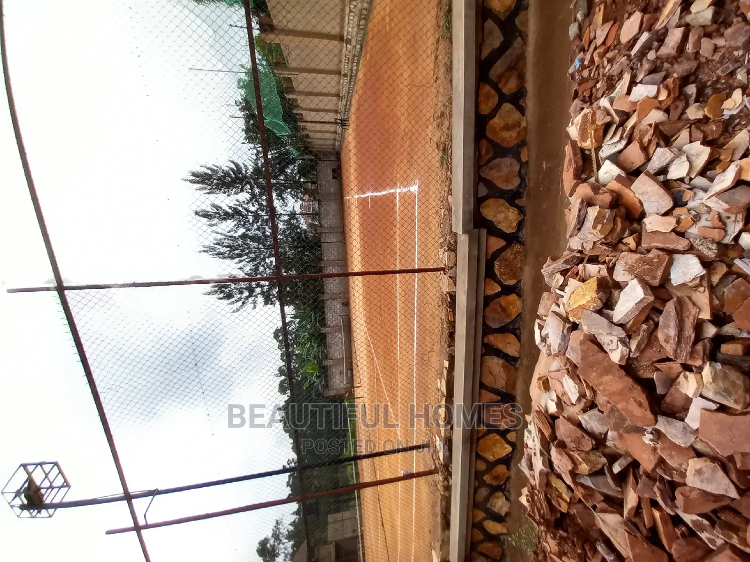 Furnished 4bdrm Mansion in Kira for Sale in Kira