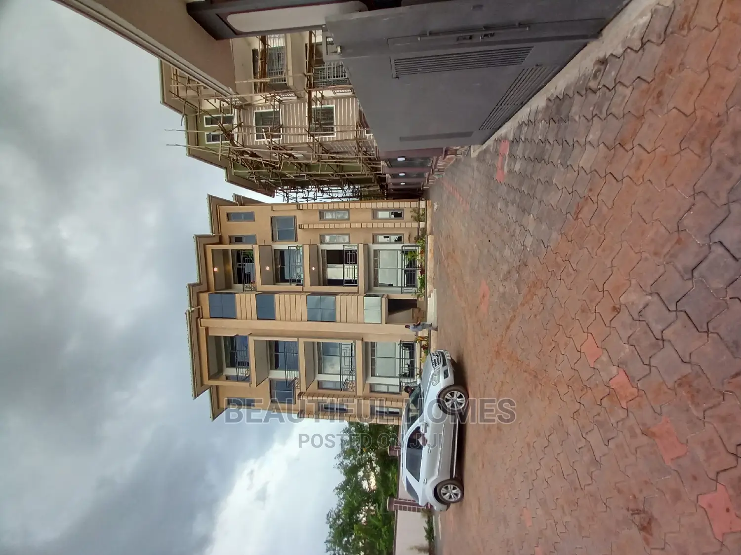 Furnished 2bdrm Block of Flats in Kisaasi, Nakawa for Sale in Nakawa