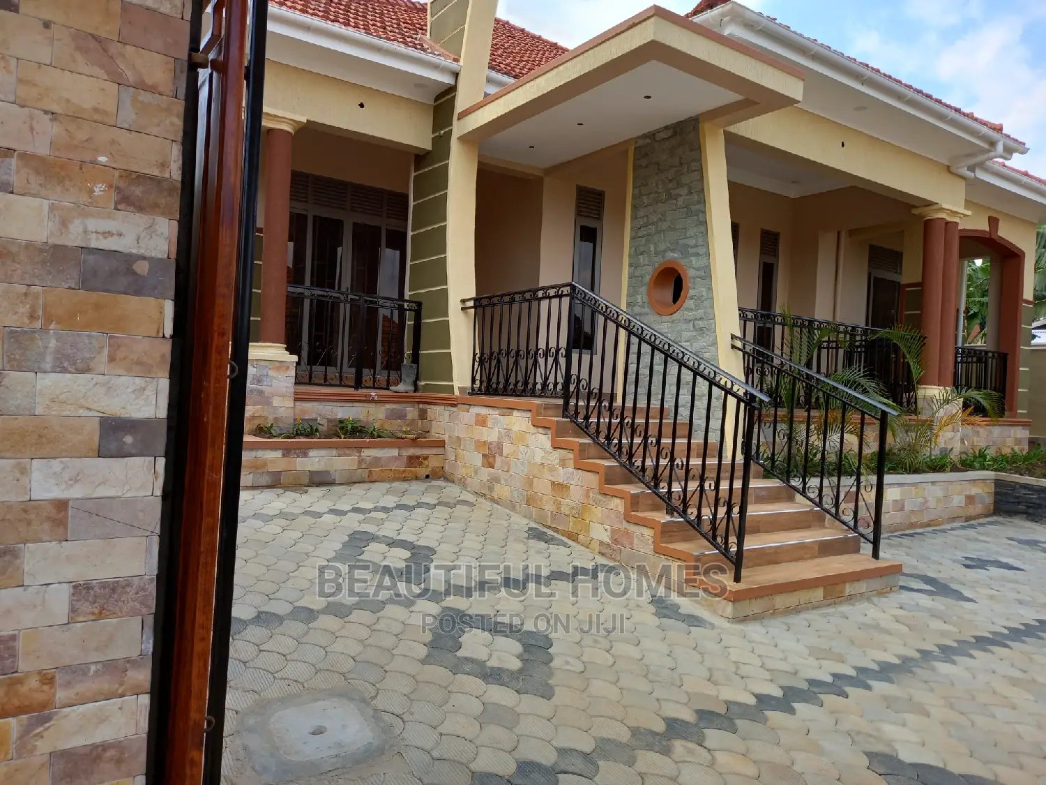 Furnished 4bdrm House in Kira for Sale in Kira