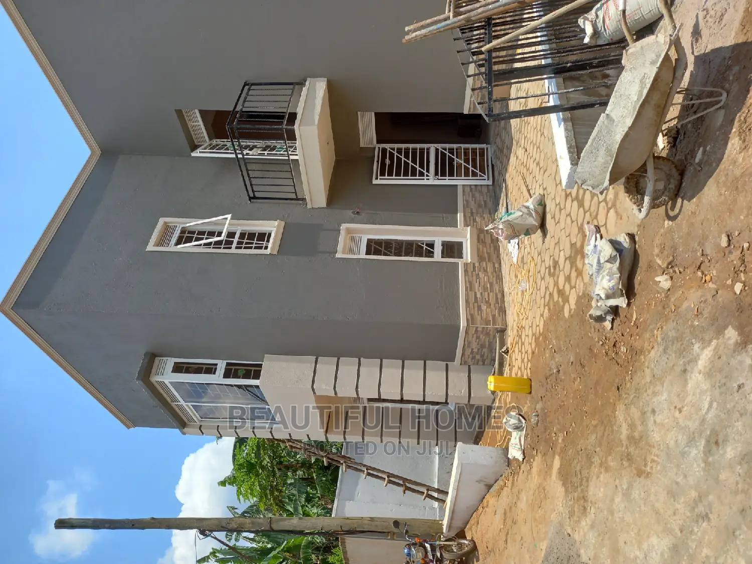 Furnished 4bdrm Villa in Kira for Sale in Kira