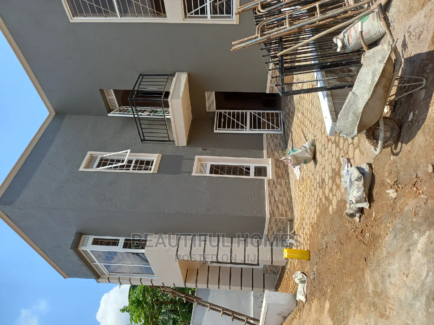 Furnished 4bdrm Villa in Kira for Sale in Kira
