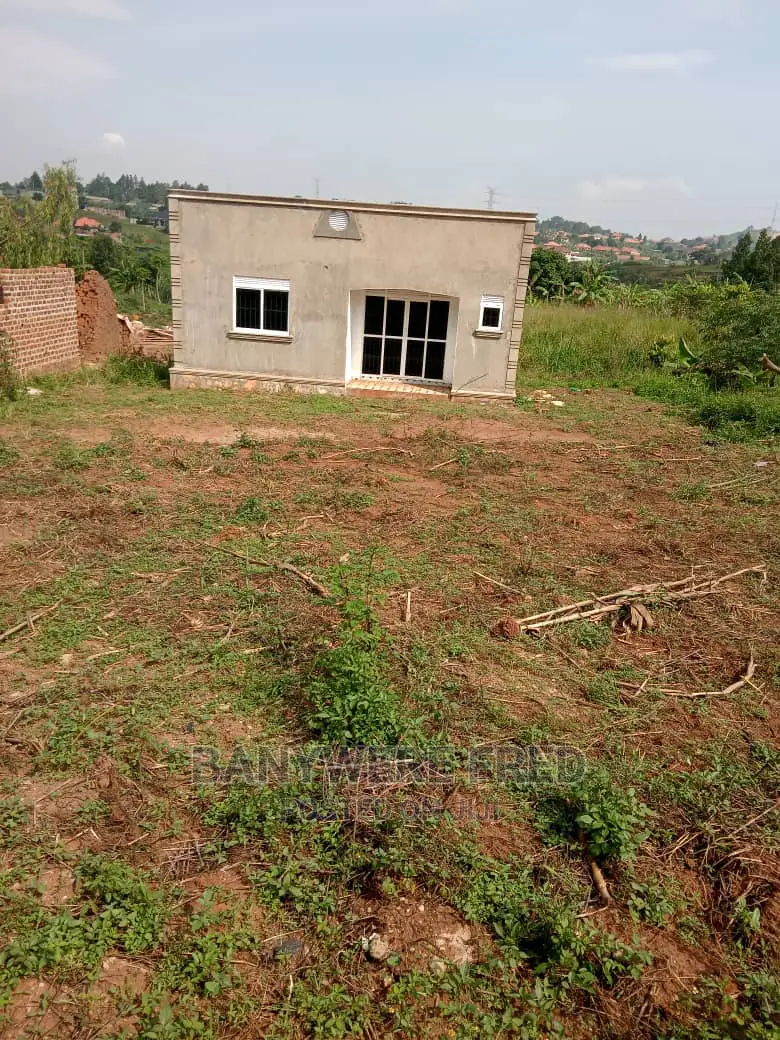 50/100 Plot for Sale in Nabusigwe in Goma