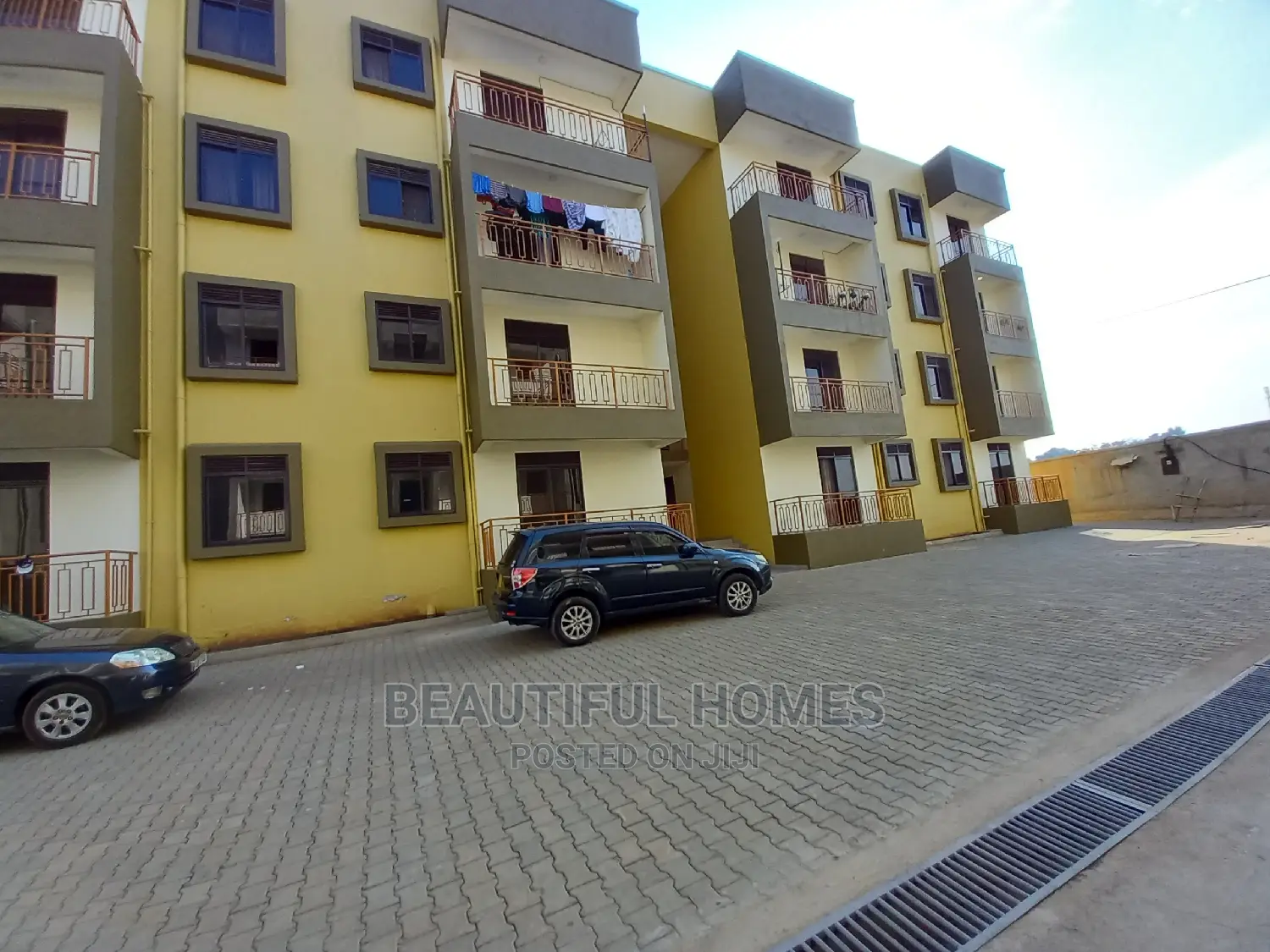 Furnished 3bdrm Condo in Kisaasi, Nakawa for Sale in Nakawa