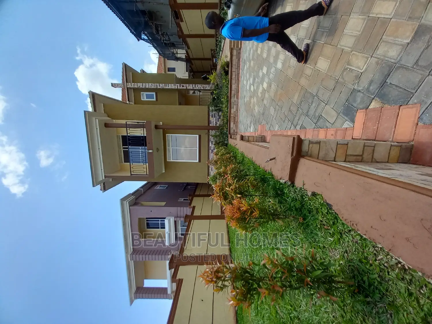 Furnished 4bdrm House in Kira for Sale in Kira
