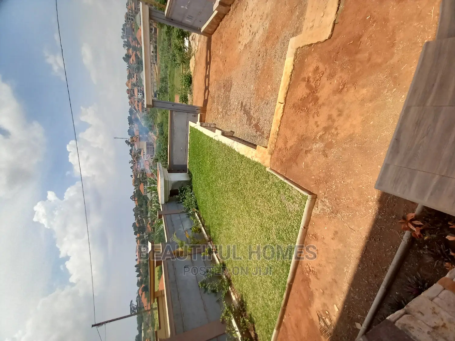 Furnished 4bdrm Mansion in Kira Tarmacked for Sale in Kira