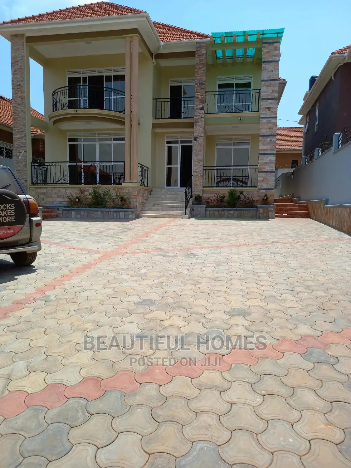 Furnished 6bdrm Mansion in Kira for Sale in Kira