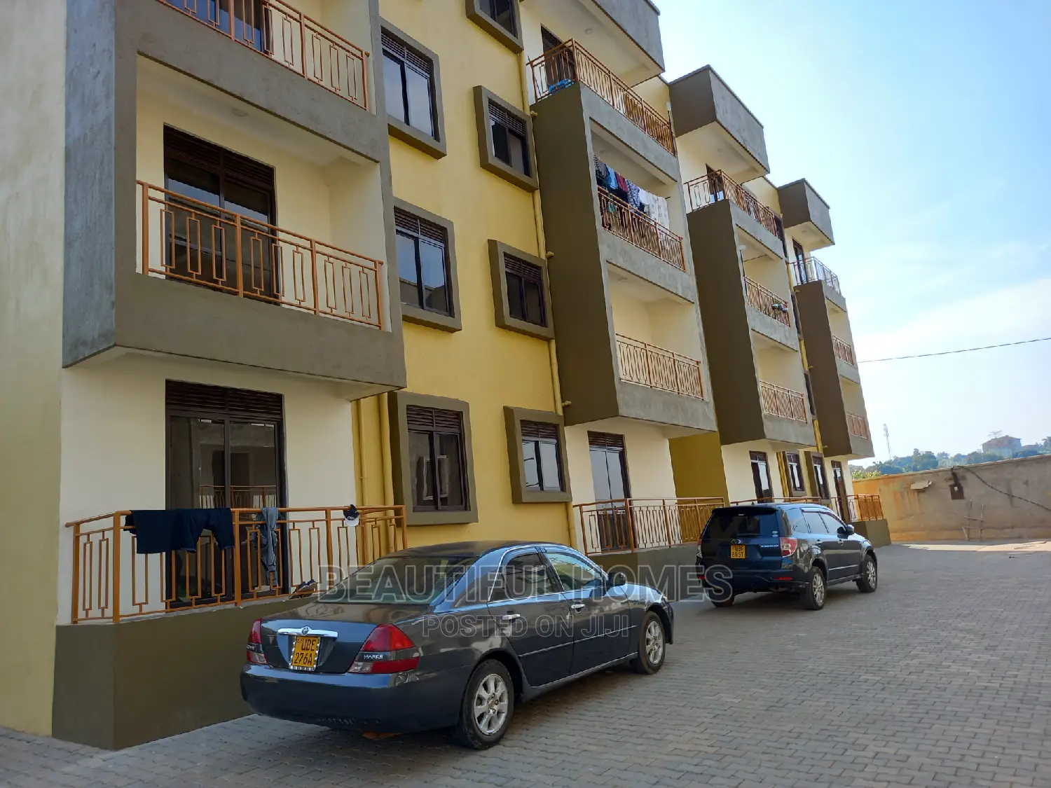 Furnished 3bdrm Condo in Kisaasi, Central Division for Sale in Central Division