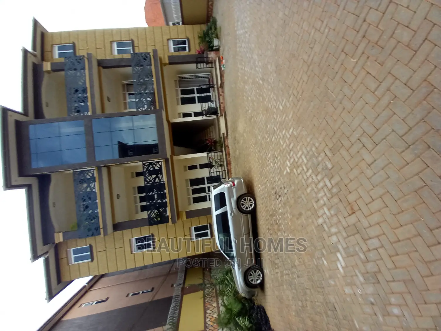 Furnished 2bdrm Apartment in Kisaasi, Central Division for Sale in Central Division