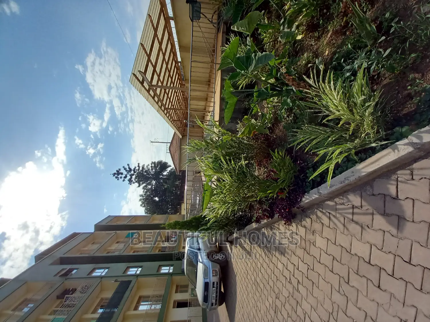 Furnished 2bdrm Condo in Bukoto, Central Division for Sale in Central Division