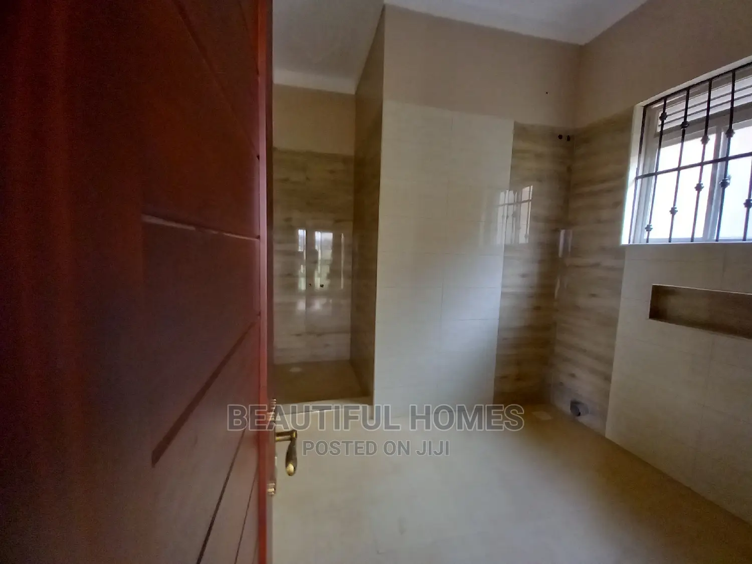 Furnished 4bdrm House in Kira for Sale in Kira