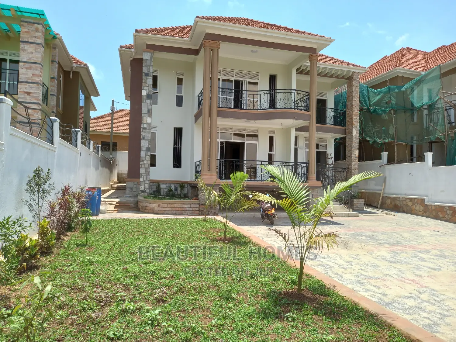 Furnished 6bdrm House in Kira for Sale in Kira