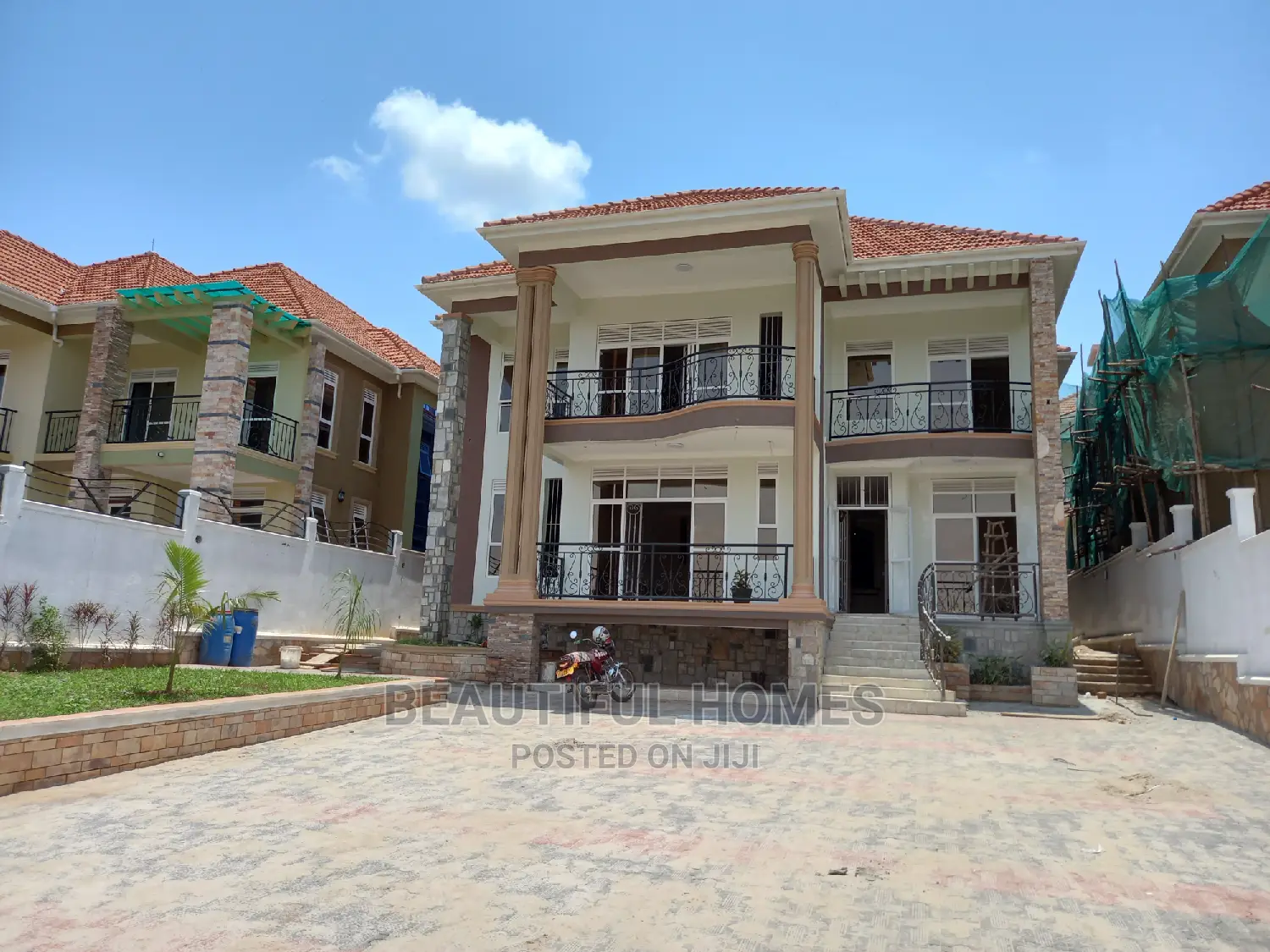 Furnished 6bdrm House in Kira for Sale in Kira