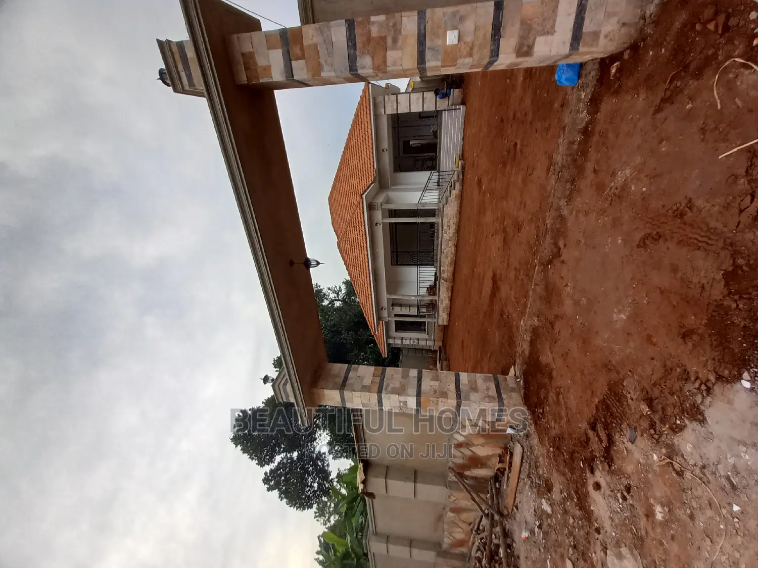 Furnished 4bdrm House in Kira for Sale in Kira