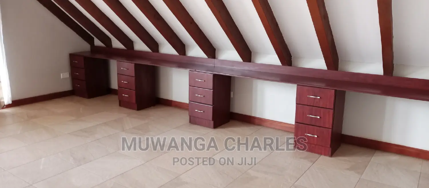 3bdrm Duplex in Fs Properties Ltd, Central Division for Rent in Central Division