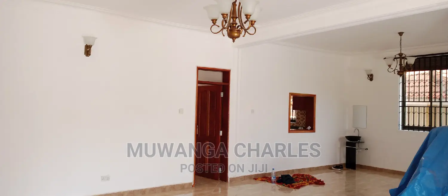 4bdrm Duplex in Fs Properties Ltd, Central Division for Sale in Central Division