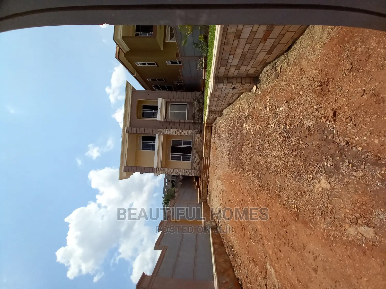 Furnished 4bdrm House in Kira for Sale in Kira