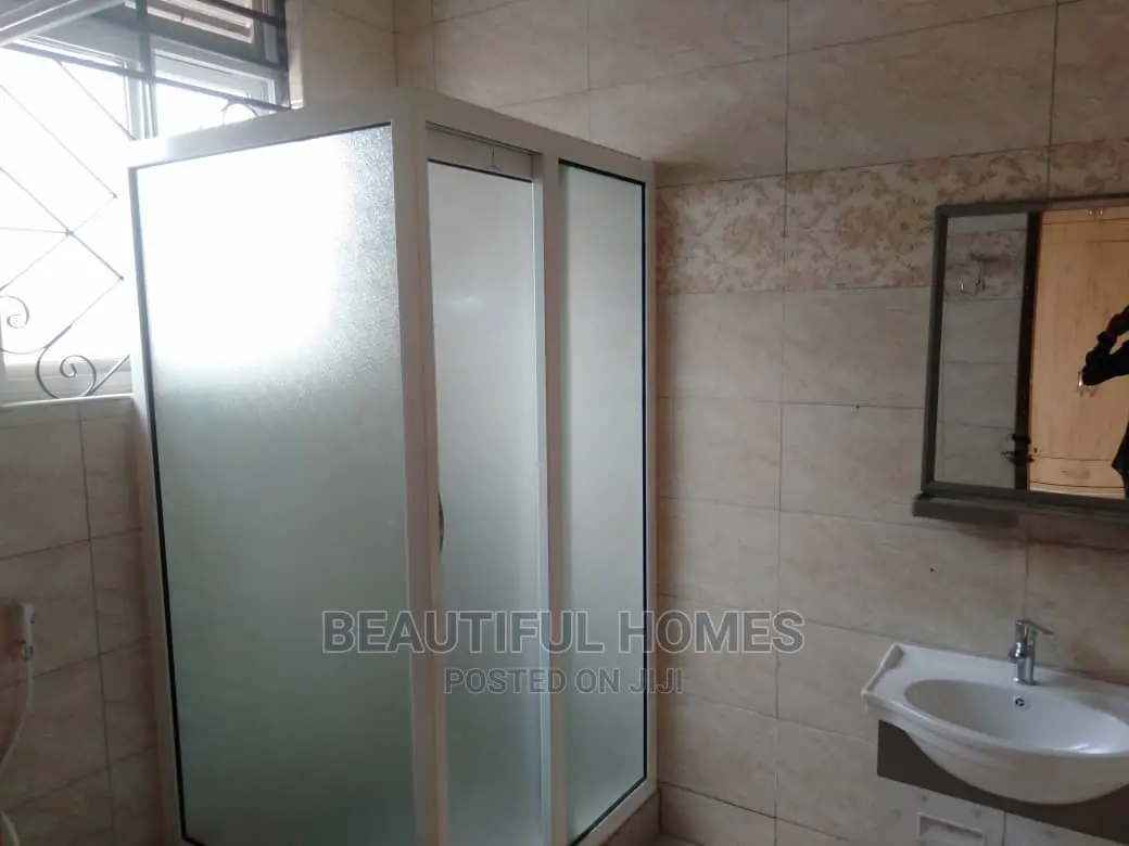 Furnished 4bdrm House in Kira for Sale in Kira