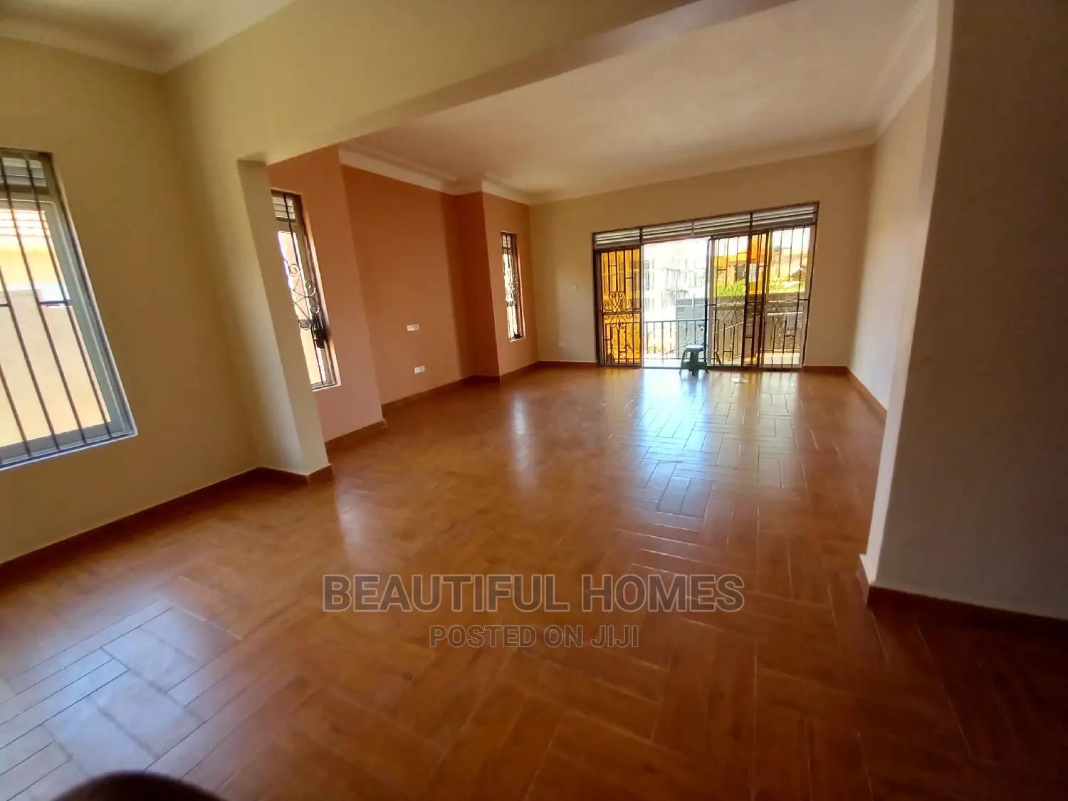 Furnished 4bdrm House in Kira for Sale in Kira