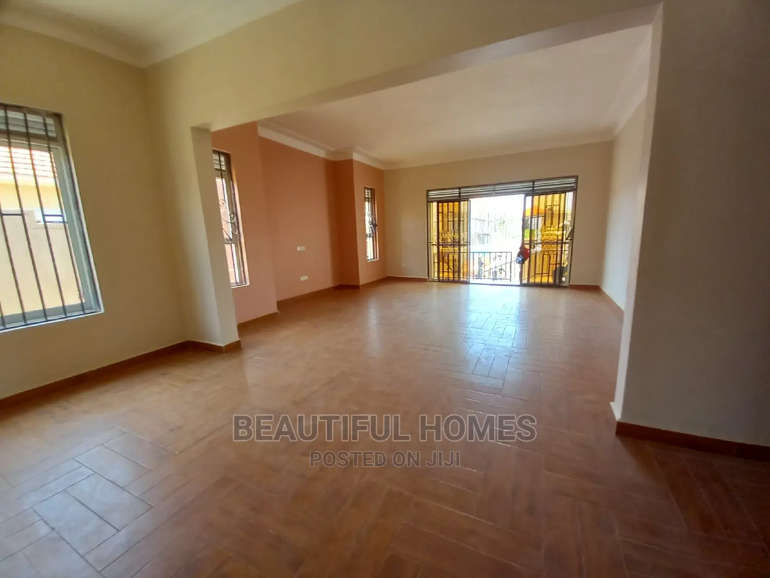 Furnished 4bdrm House in Kira for Sale in Kira
