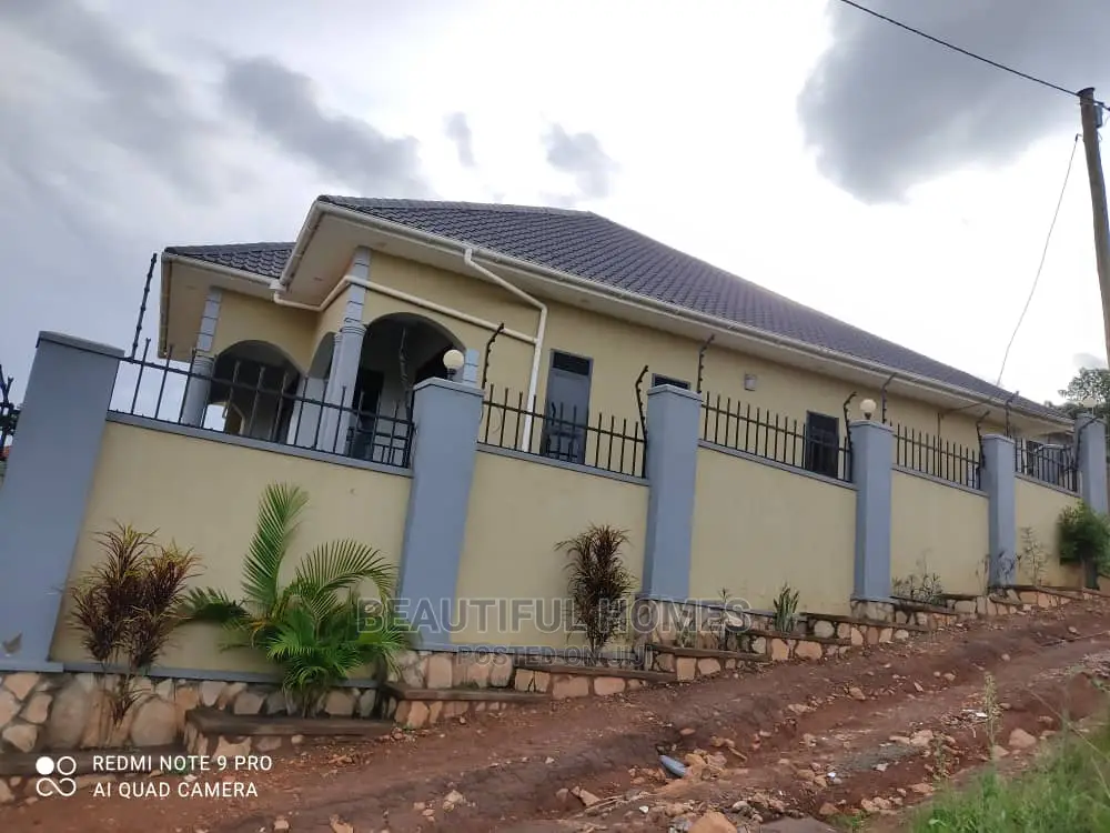 Furnished 4bdrm House in Kira for Sale in Kira