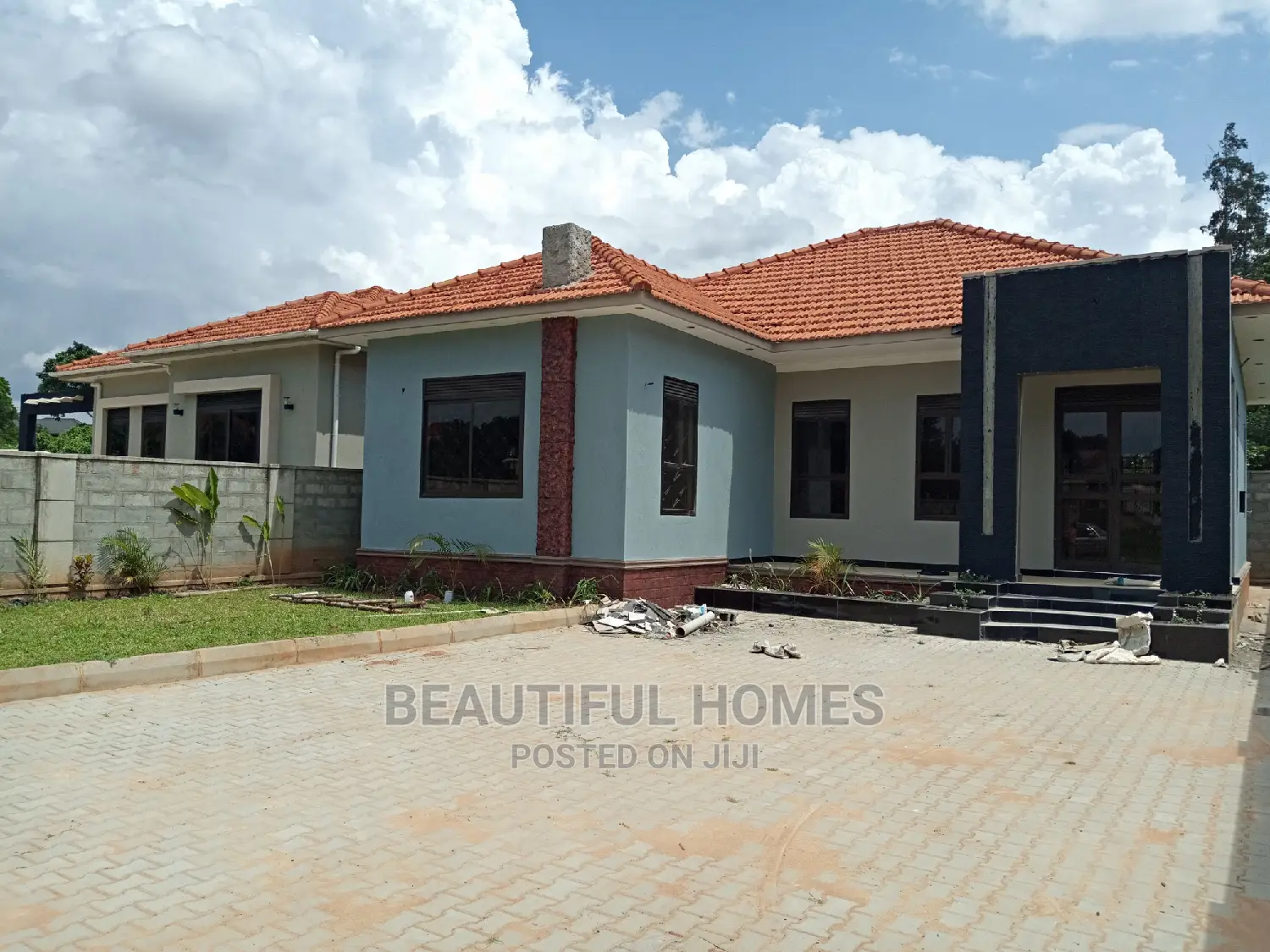 Furnished 4bdrm House in Kira for Sale in Kira