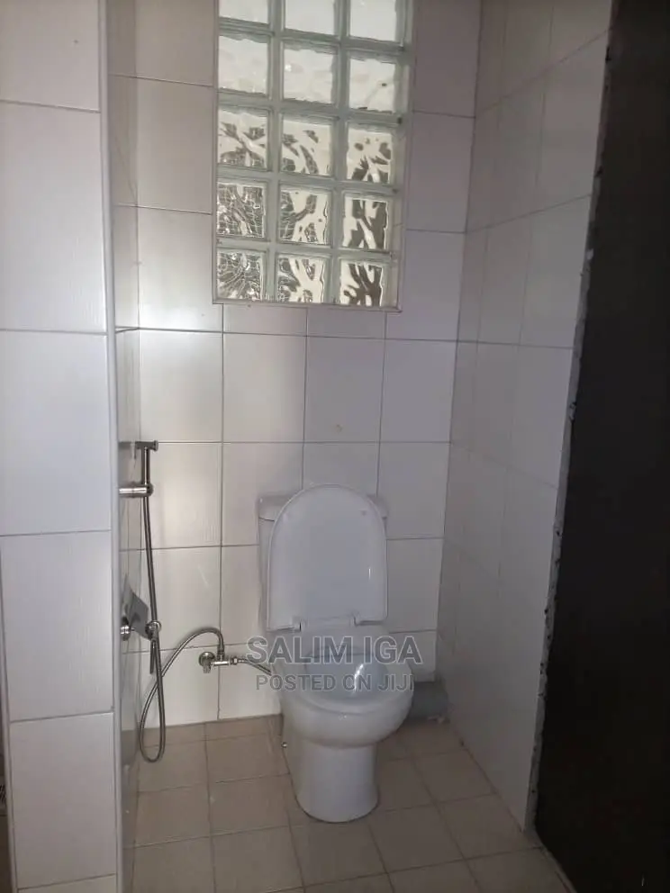 1bdrm Block of Flats in Kololo Property, Central Division for Rent in Central Division