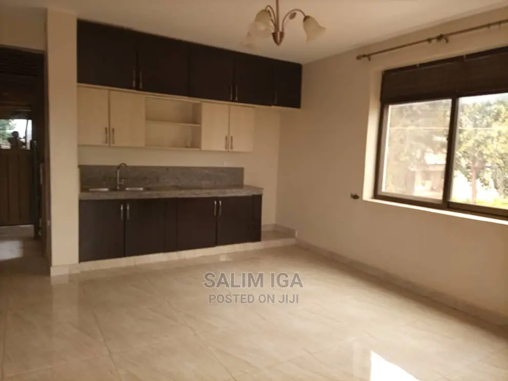 Furnished 1bdrm Block of Flats in Kololo Property, Central Division in Central Division