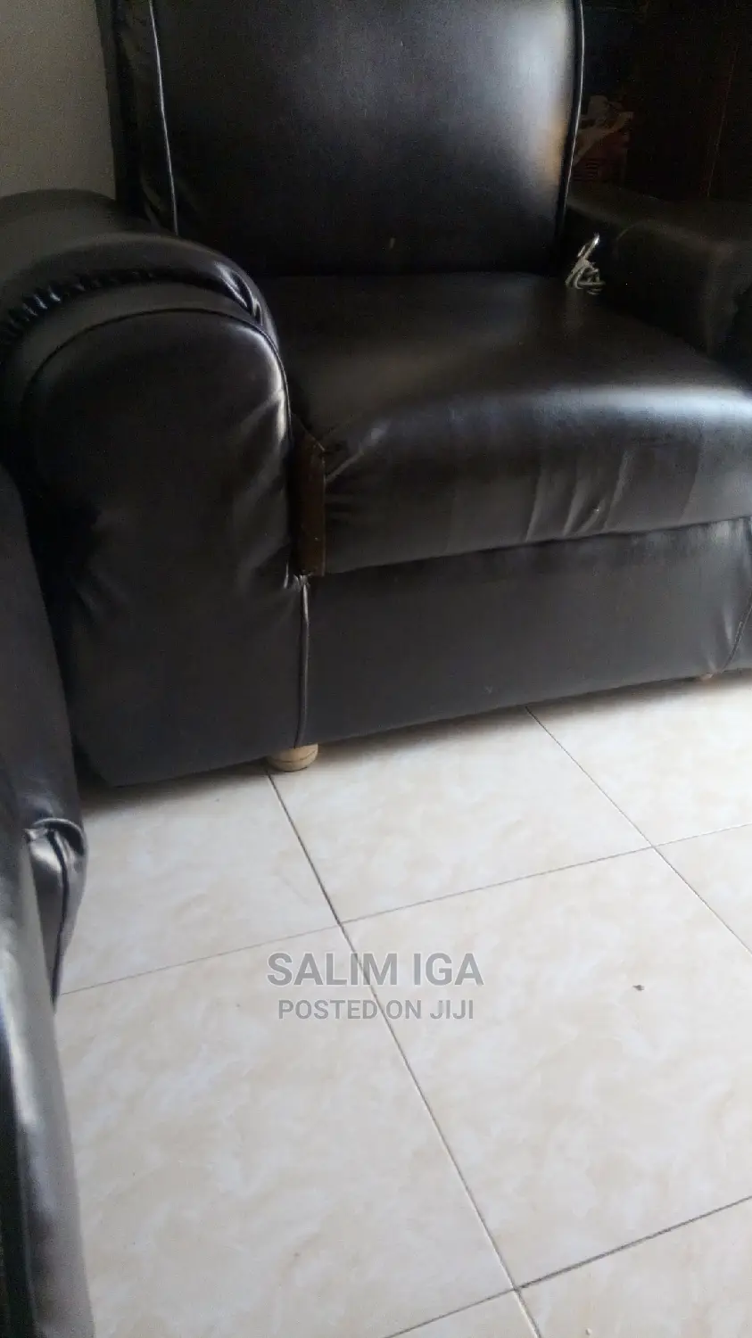 Furnished 1bdrm Block of Flats in Kololo Property, Central Division in Central Division