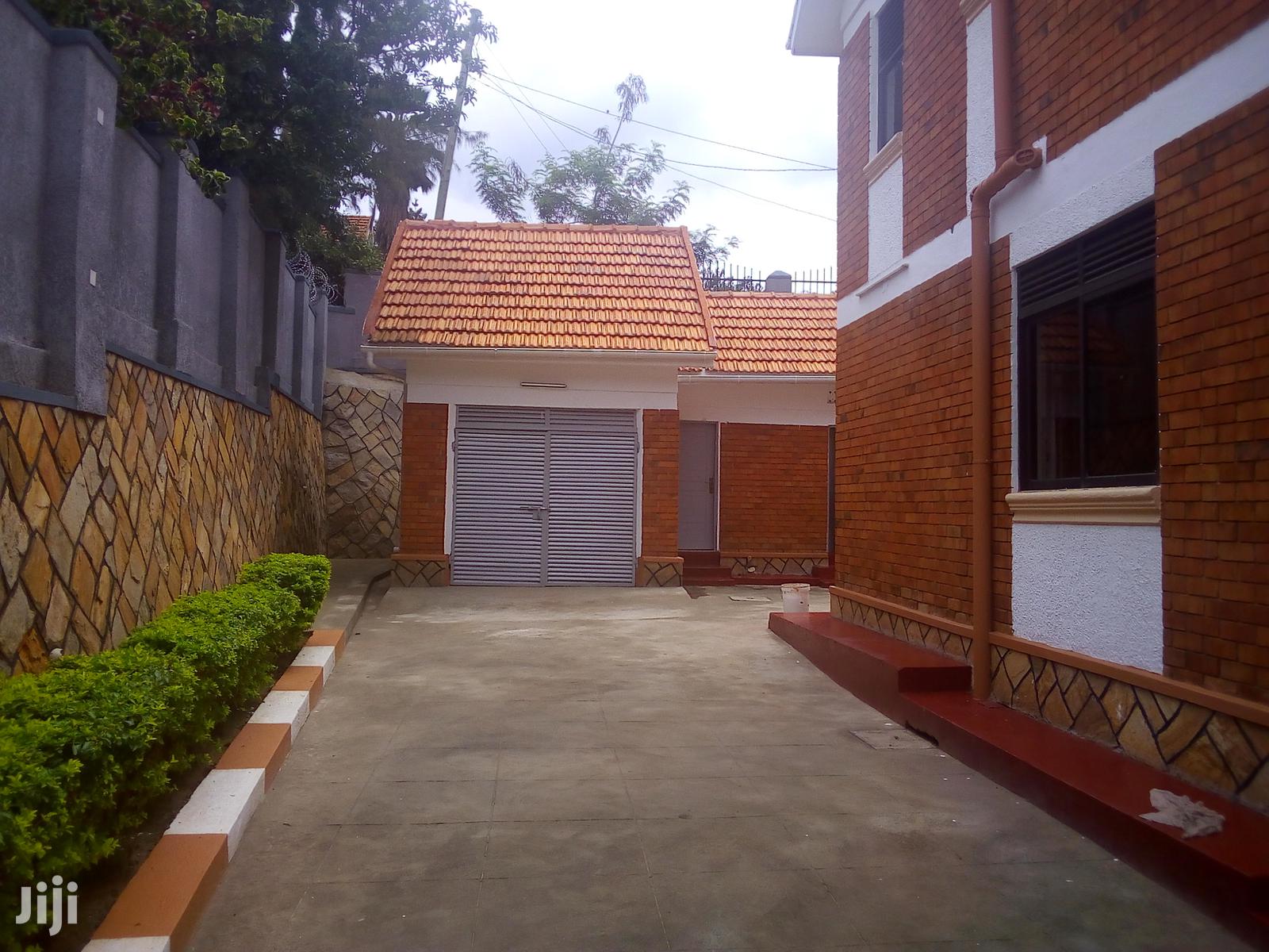 A Storeyed House For Sale in Kampala