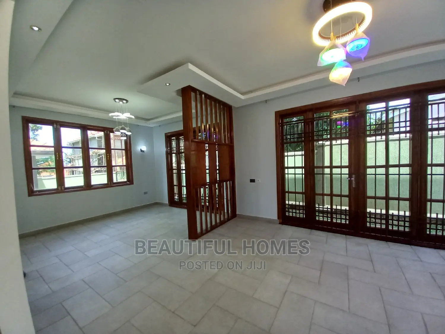 Furnished 5bdrm Mansion in Munyonyo, Central Division for Sale in Central Division