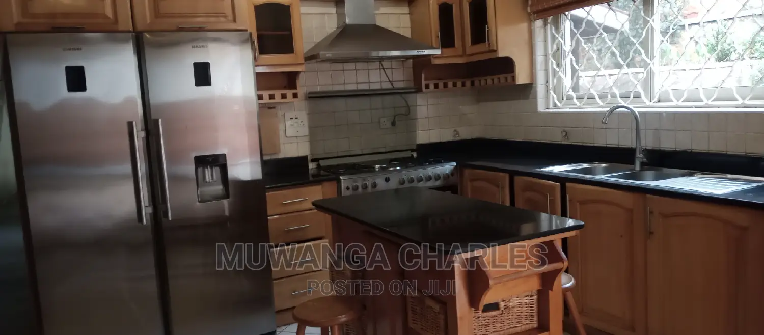 5bdrm Duplex in Fs Properties Ltd, Central Division for Rent in Central Division