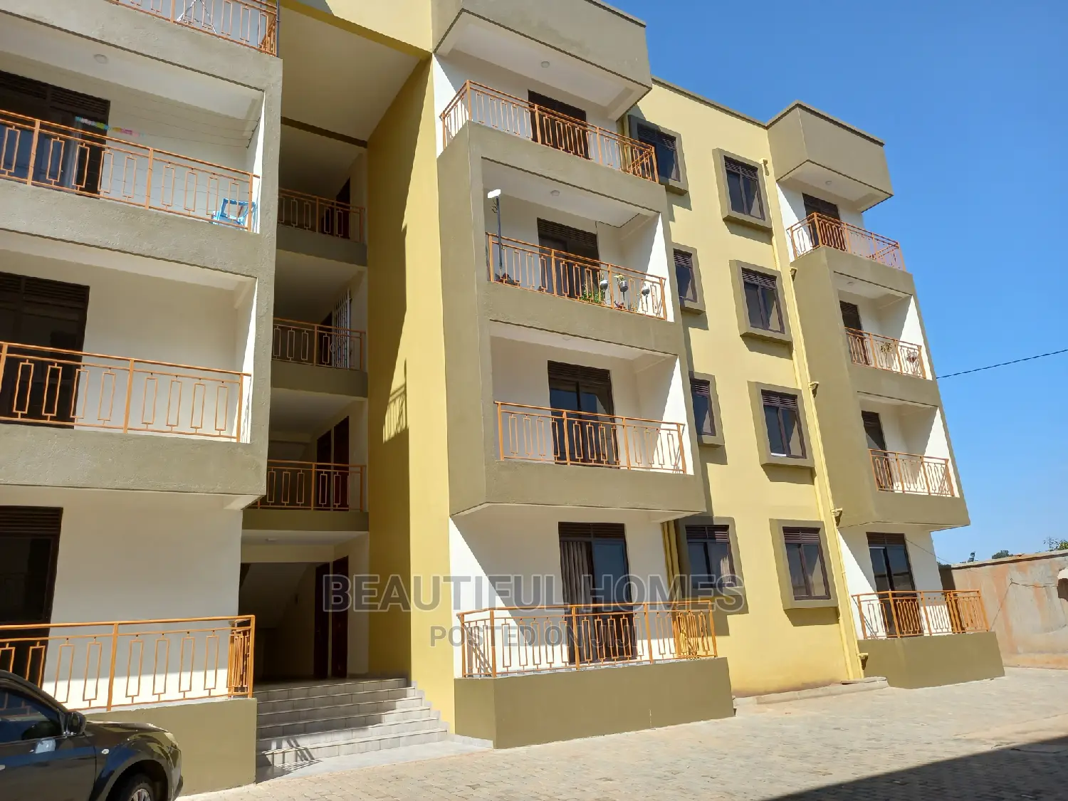 Furnished 3bdrm Condo in Kisaasi, Central Division for Sale in Central Division