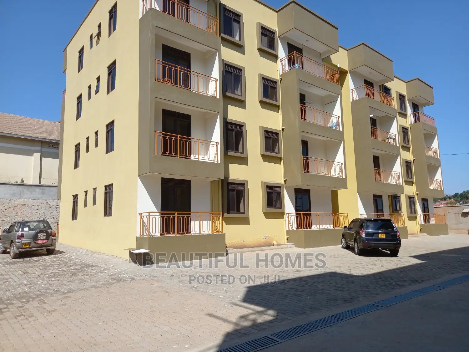 Furnished 3bdrm Condo in Kisaasi, Central Division for Sale in Central Division
