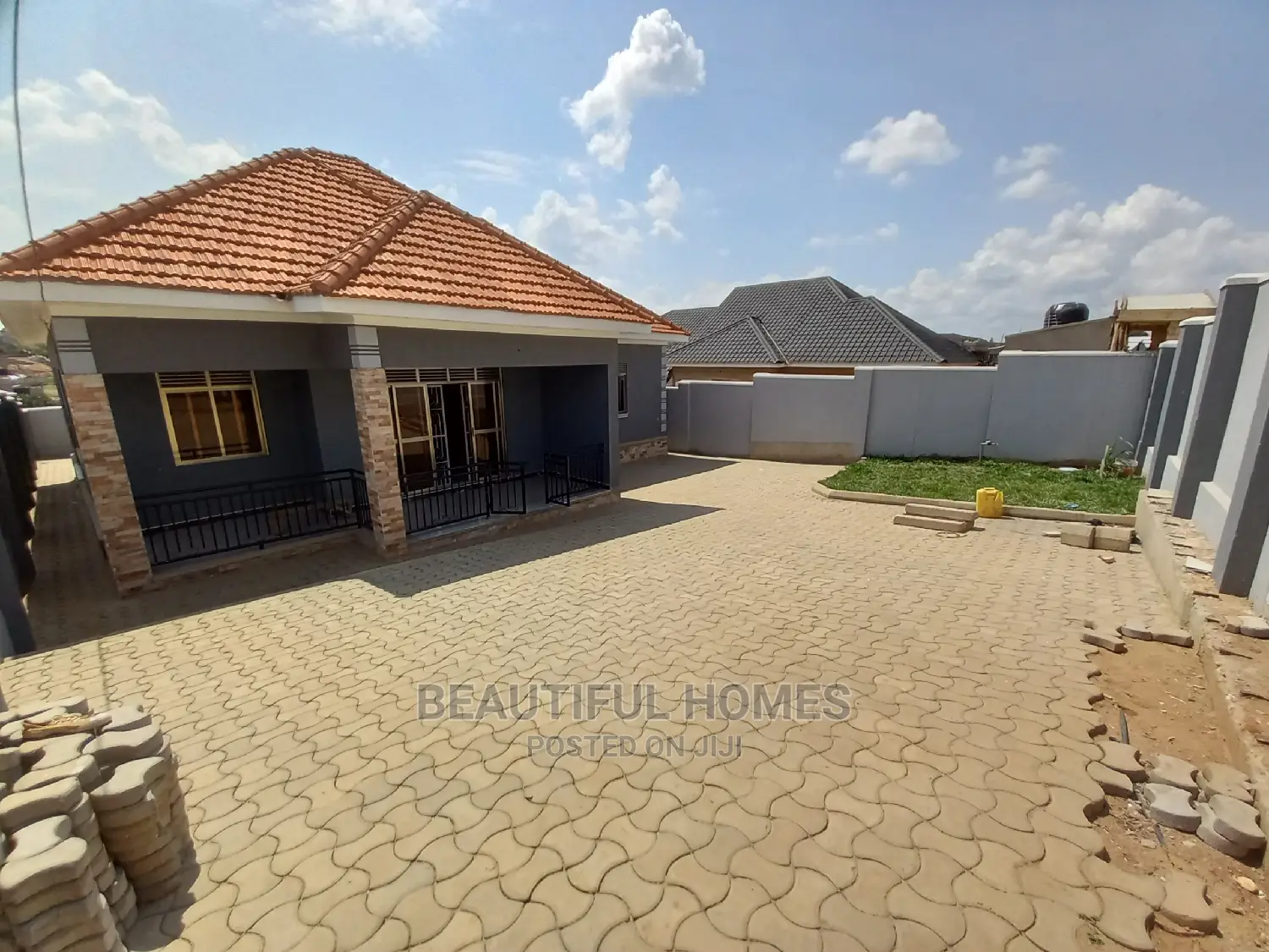 Furnished 4bdrm House in Kira for Sale in Kira