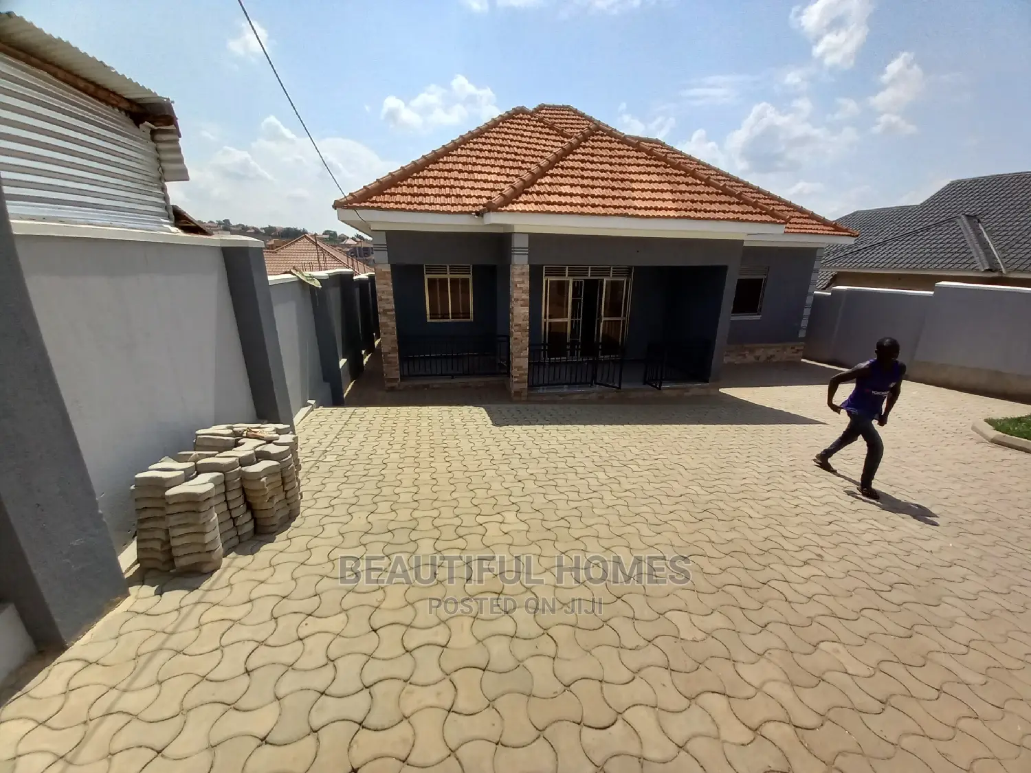 Furnished 4bdrm House in Kira for Sale in Kira