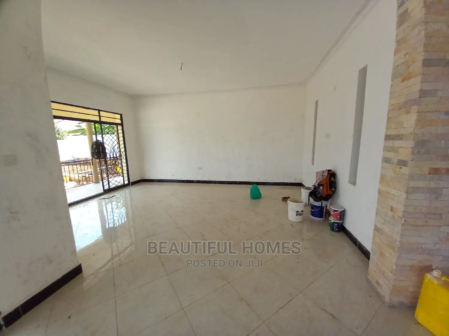 Furnished 4bdrm House in Kira for Sale in Kira