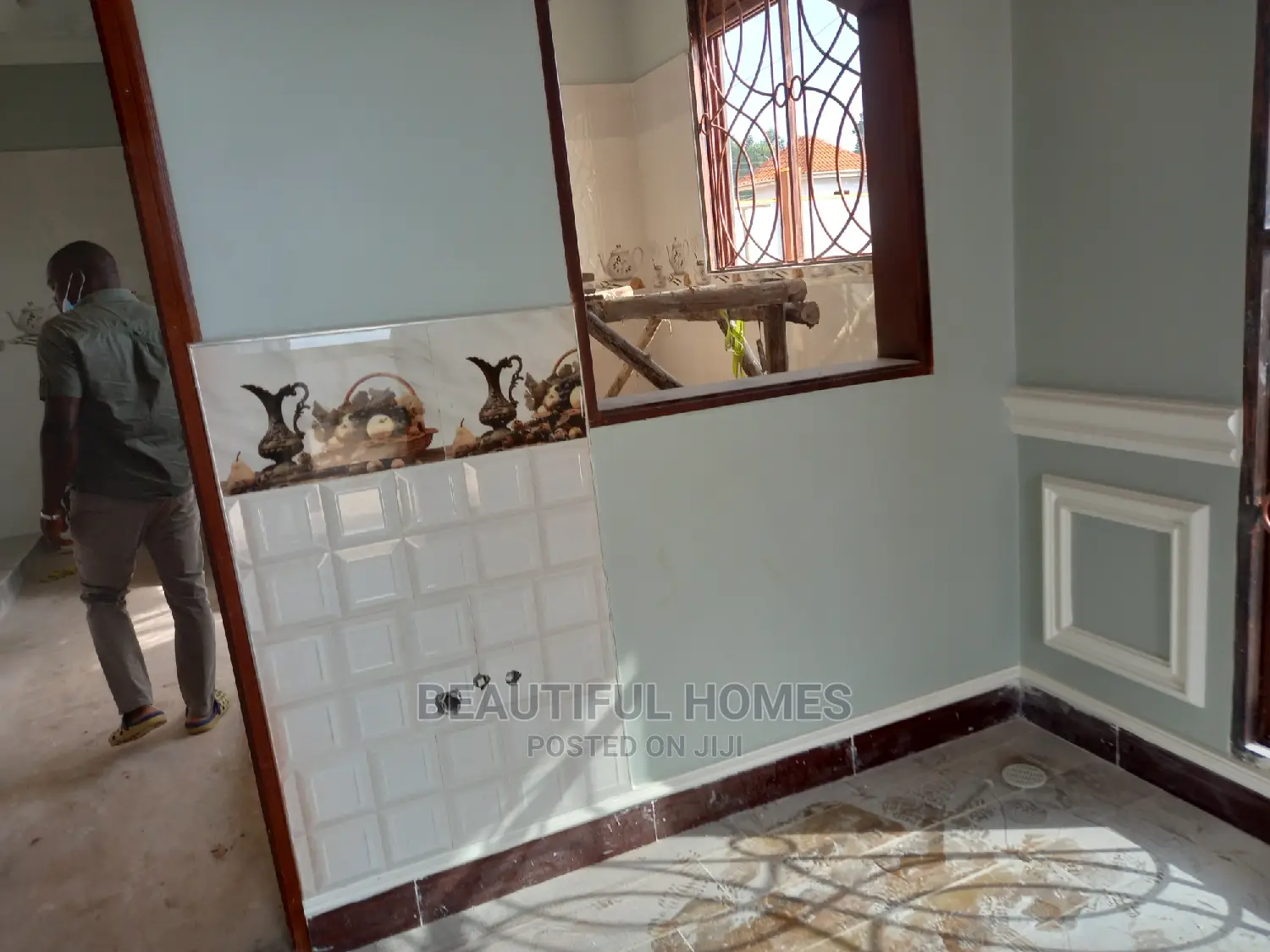 Furnished 4bdrm Mansion in Kira for Sale in Kira