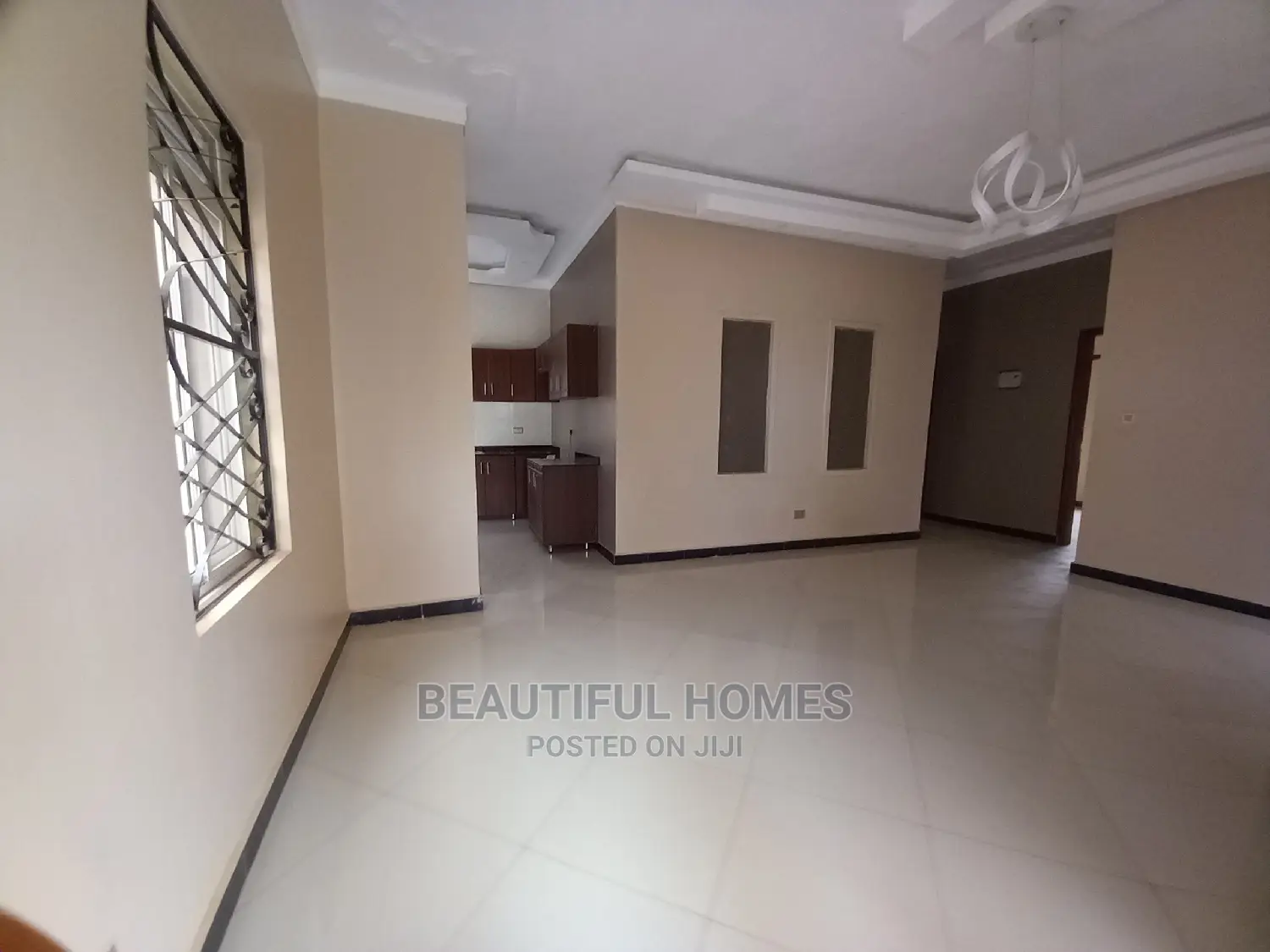 Furnished 4bdrm Mansion in Kira Mamerito for Sale in Kira